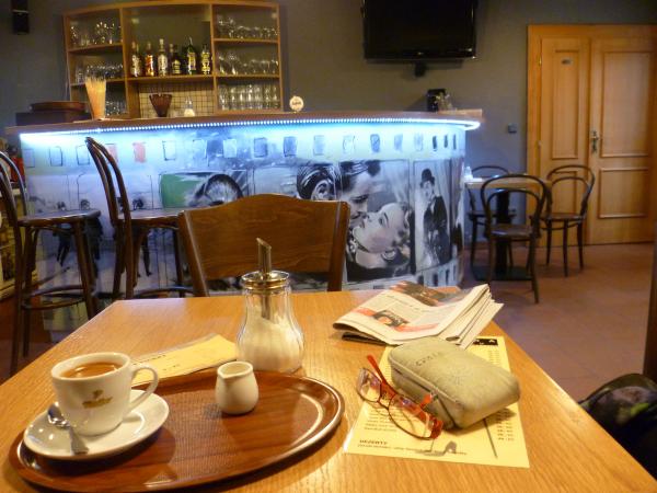 Bar v Kavárně na Zámku